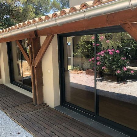 Villa Au Coeur De La Pinede De 1 A 4 Personnes Langlade Exterior foto