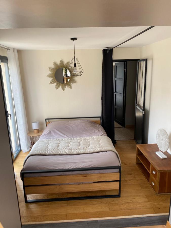 Villa Au Coeur De La Pinede De 1 A 4 Personnes Langlade Exterior foto