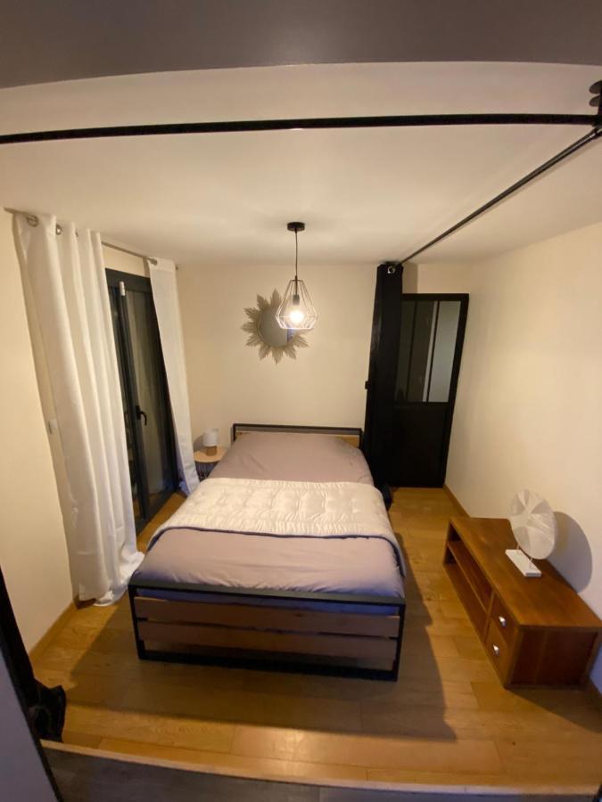 Villa Au Coeur De La Pinede De 1 A 4 Personnes Langlade Exterior foto